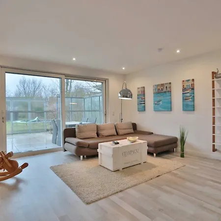 Apartment Ferienhaus Ostseehöhe *